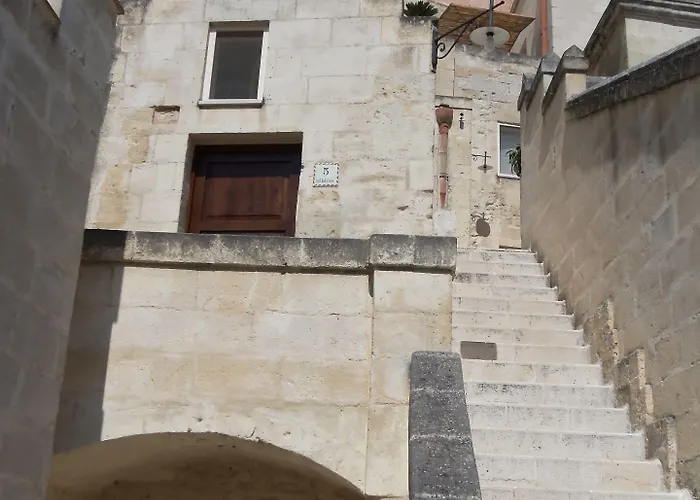 ロカンダ ディ サン マルティーノ ＆ テルマエ ロマナエ